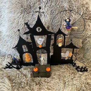 🎃 HALLMARK 1300 OLD OAK ROAD HALLOWEEN DISPLAY